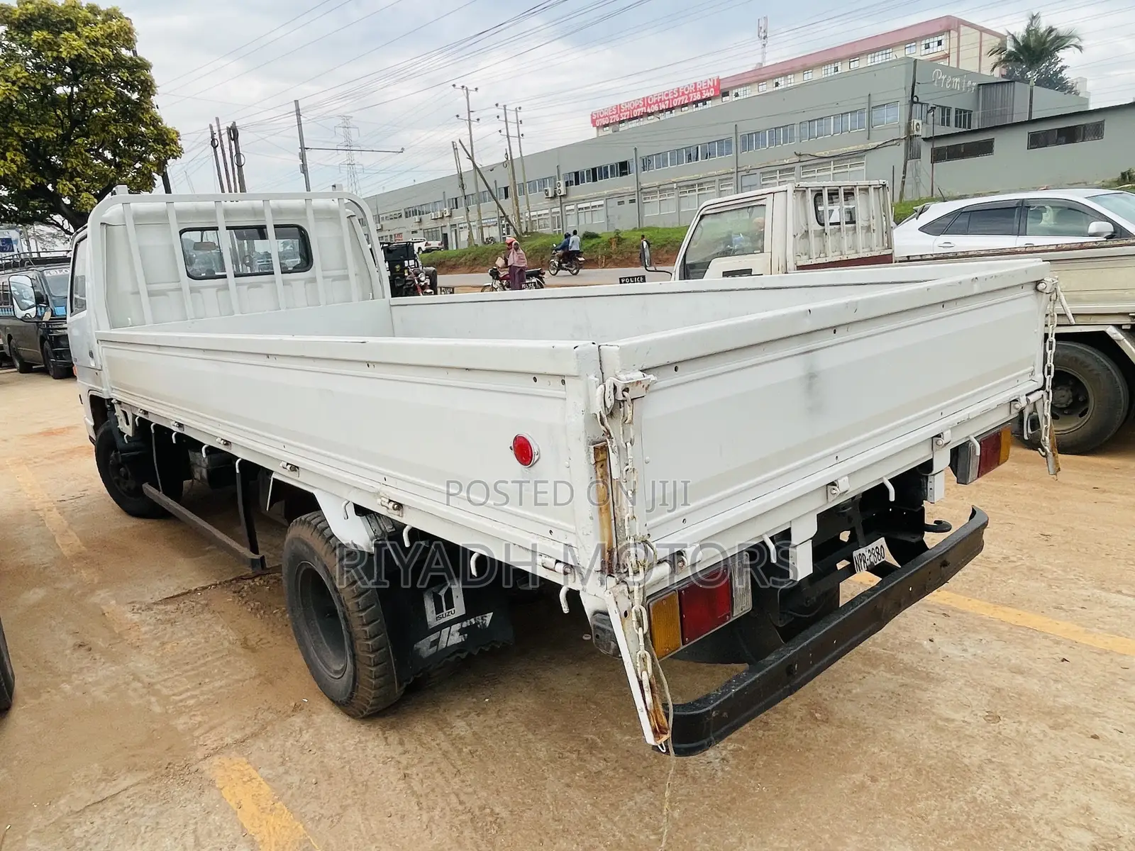 Isuzu Truck 4BE1 Engine Long Chassis