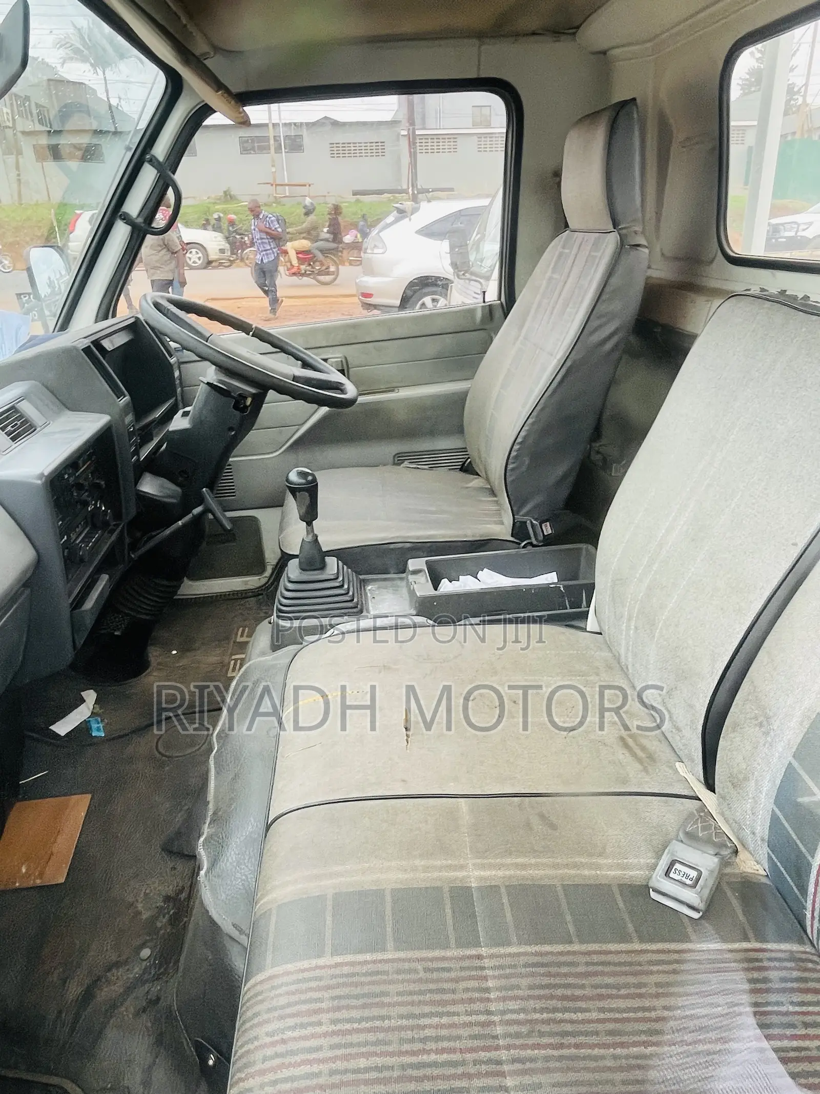 Isuzu Truck 4BE1 Engine Long Chassis