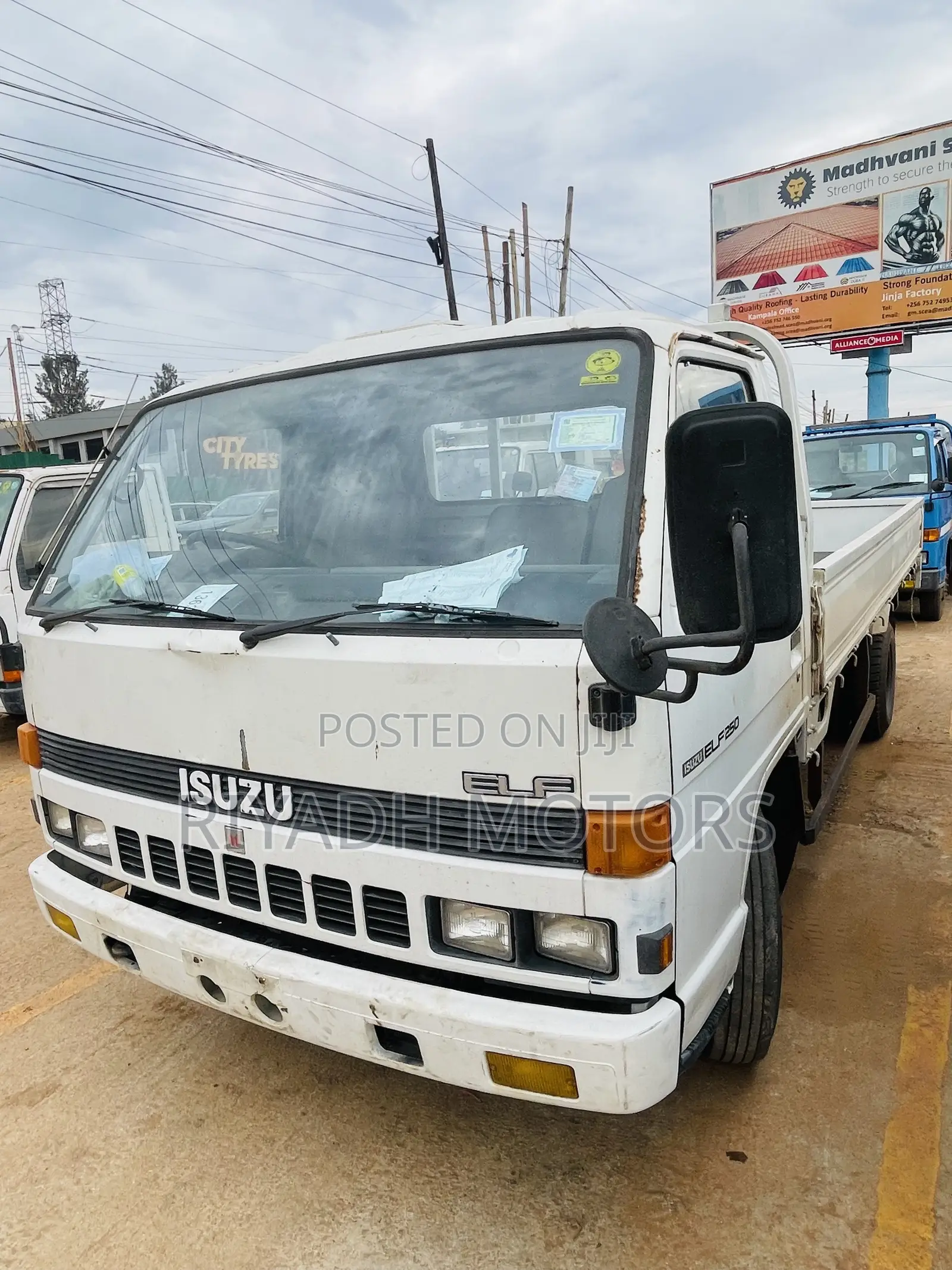 Isuzu Truck 4BE1 Engine Long Chassis