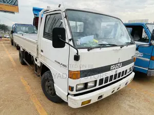 Isuzu Truck 4BE1 Engine Long Chassis