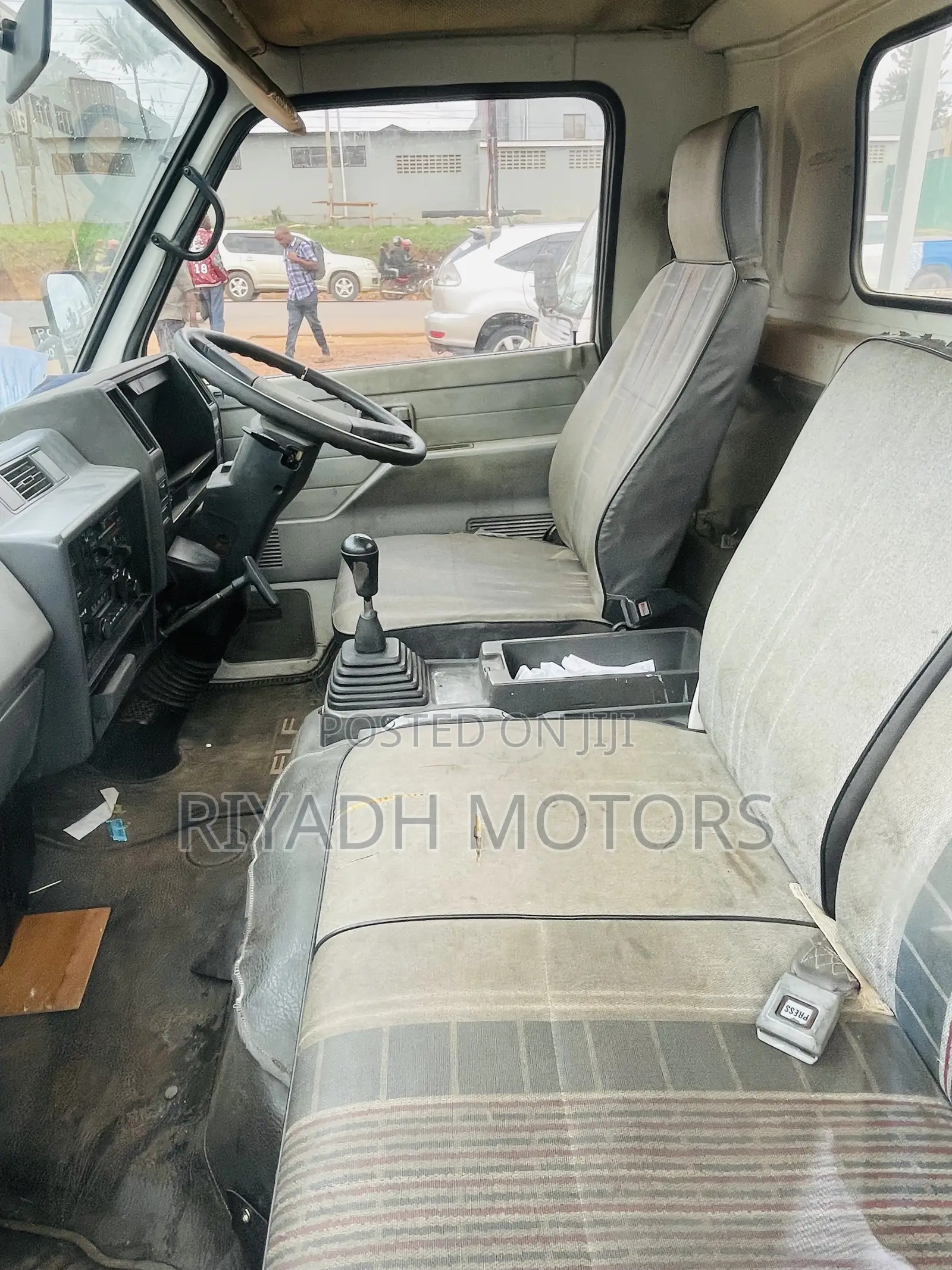 Isuzu Truck 4BE1 Engine Long Chassis