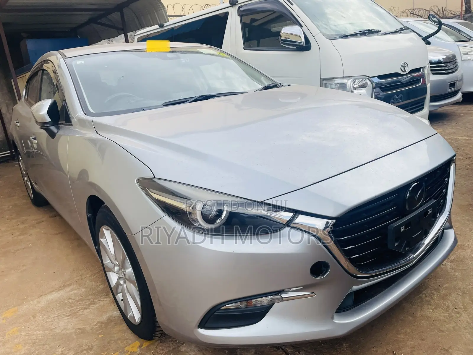 Mazda Axela 2018 Silver