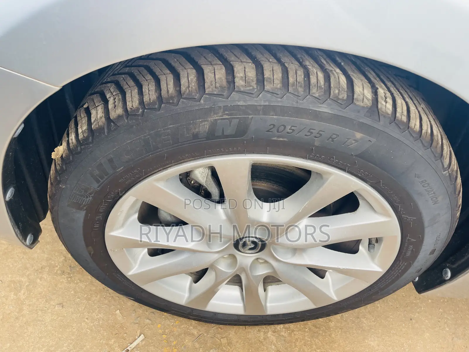 Mazda Axela 2018 Silver