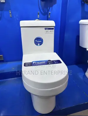 Ordinary Toilets(Frencia)