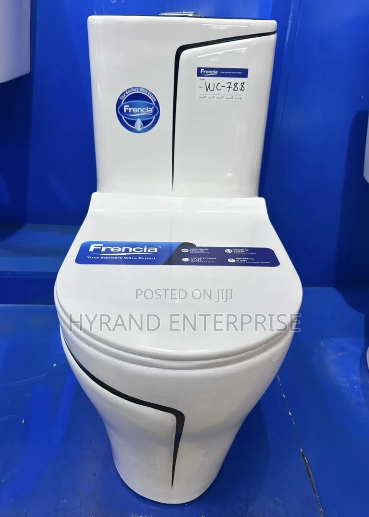 Ordinary Toilets(Frencia)