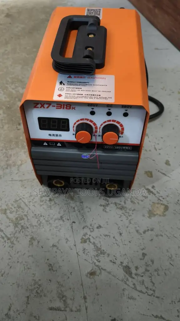 Dual-Voltage Inverter ARC/ Hand Welding Machine ZX7- (220V / 380V)