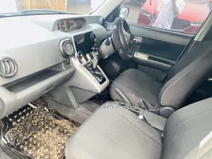 Toyota Corolla Rumion 2010