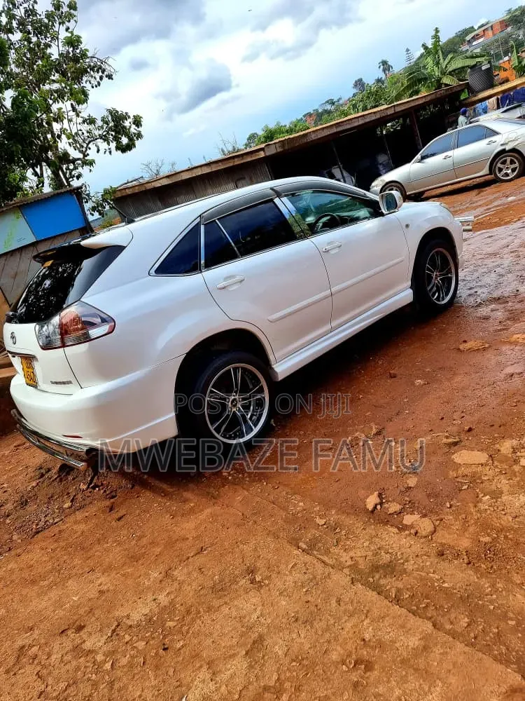Toyota Harrier 2008 White