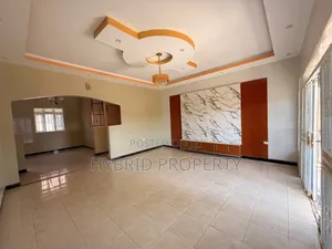 4bdrm House in Matugga~Kiryagonja, Gombe for sale