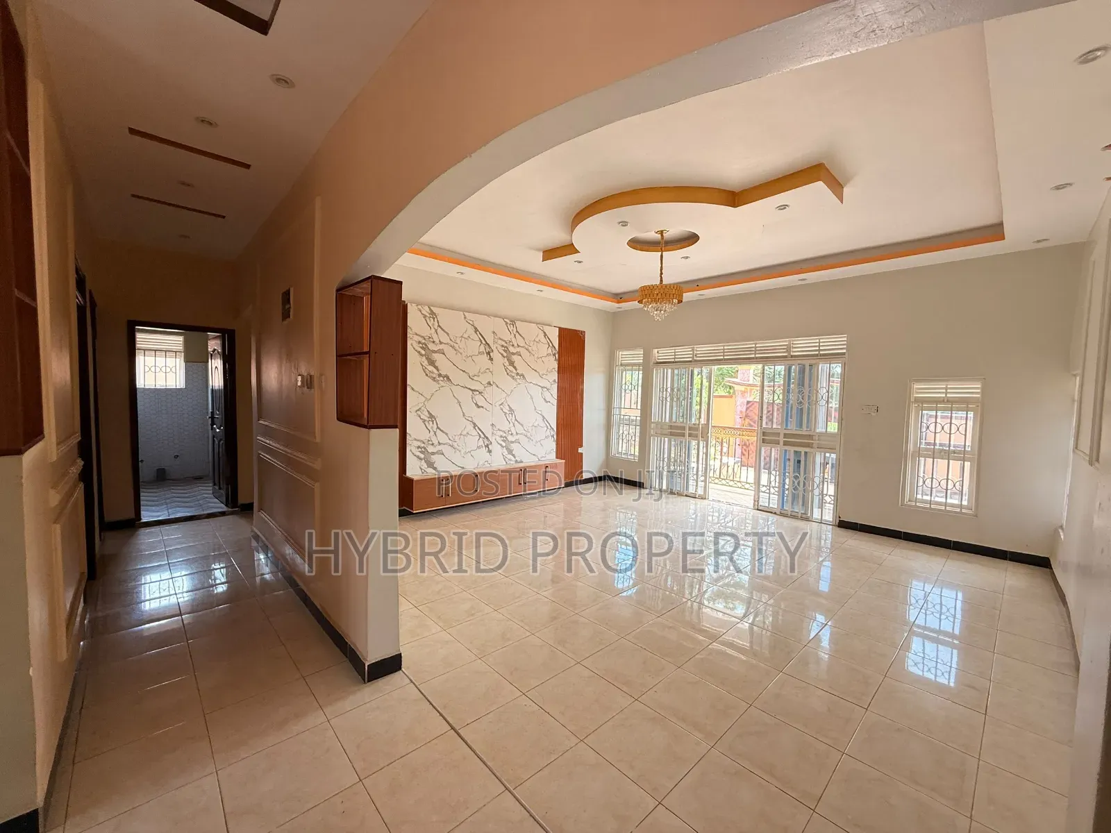4bdrm House in Matugga~Kiryagonja, Gombe for sale