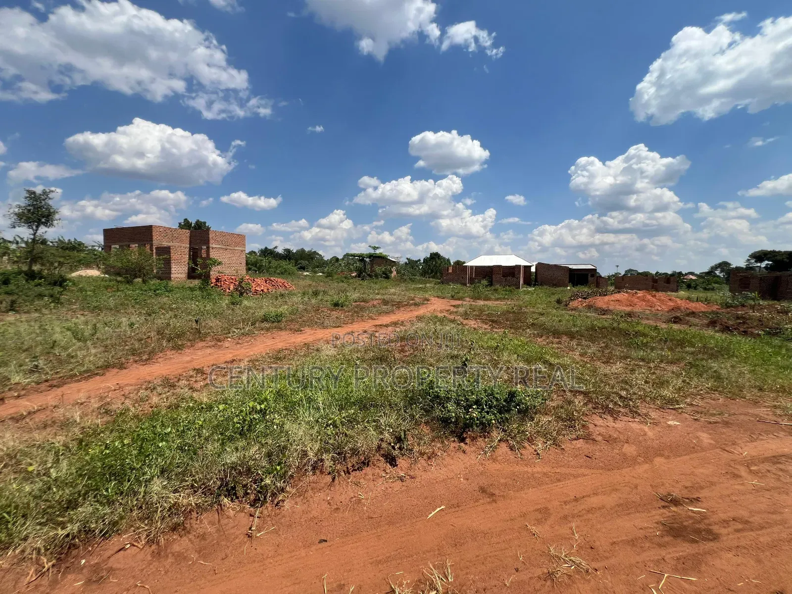 50 by 100 in Kitimbwa Kayunga