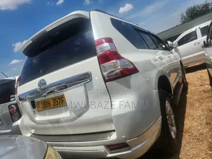 Toyota Land Cruiser Prado 2015 White