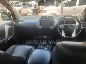 Toyota Land Cruiser Prado 2015 White
