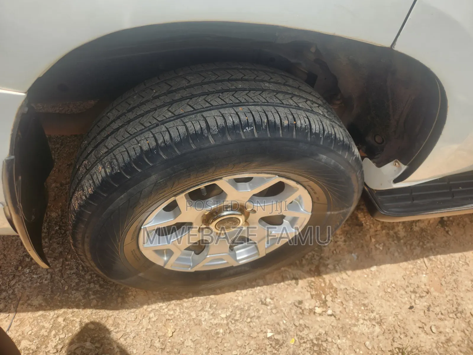 Toyota Land Cruiser Prado 2015 White