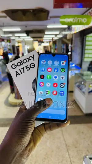New Samsung Galaxy A17 5G 256 GB Gold