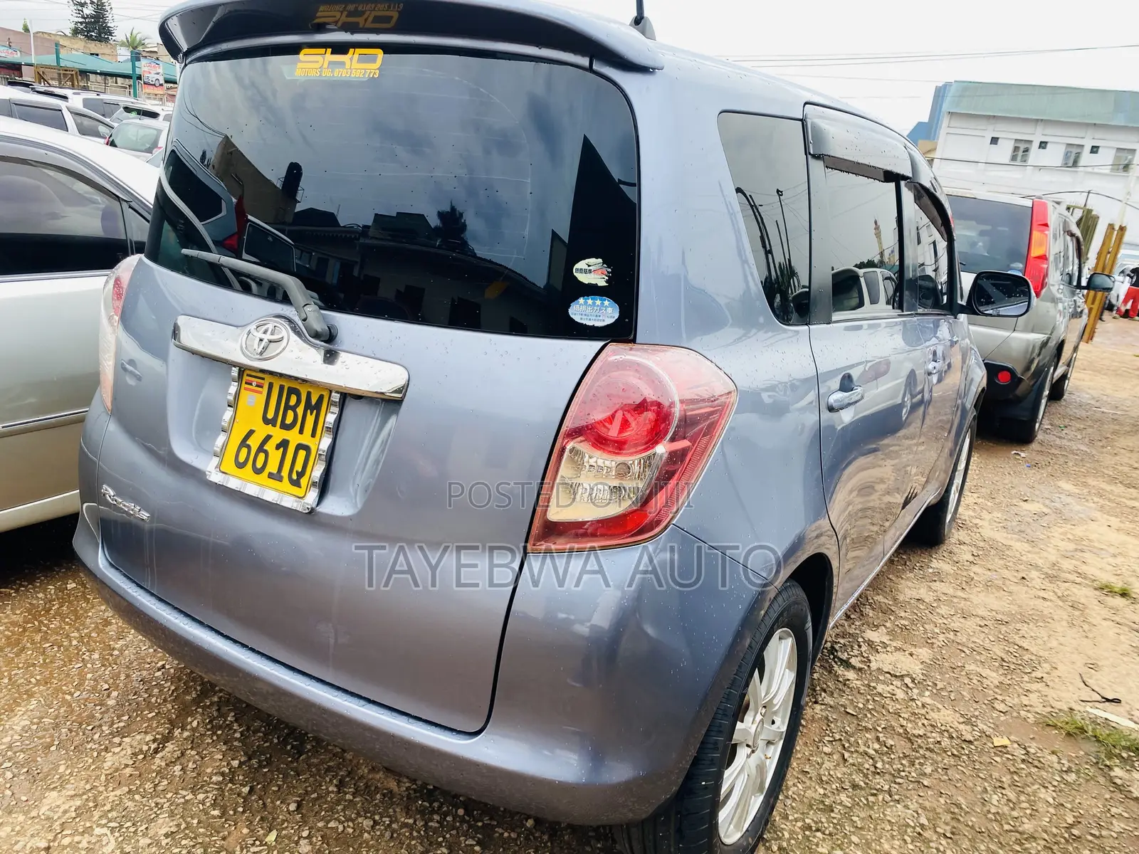 Toyota Ractis 1.5 AWD 2009