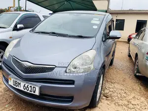 Toyota Ractis 1.5 AWD 2009