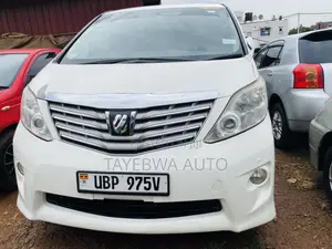 Toyota Alphard 2.4 Petrol FWD 2012