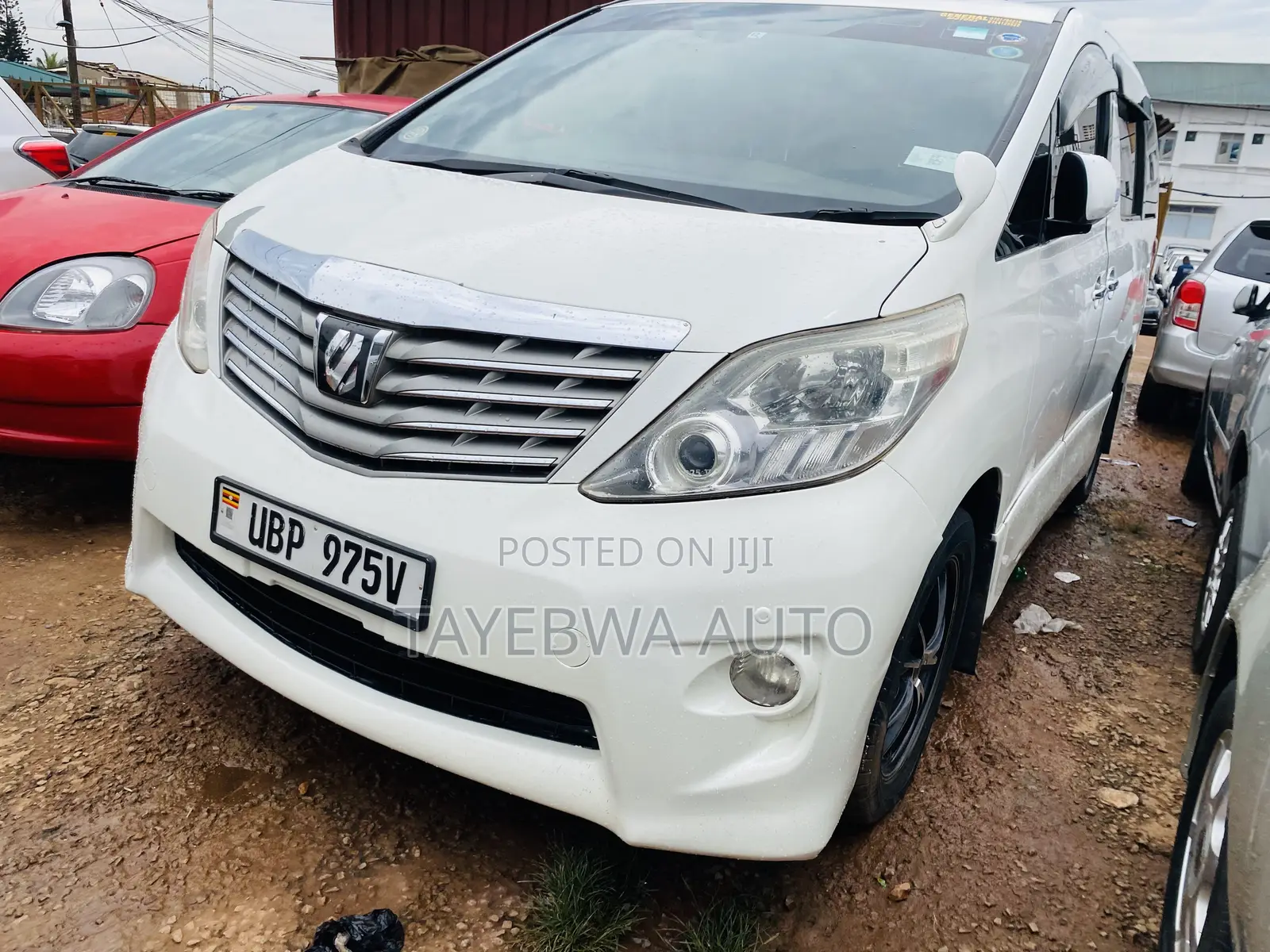 Toyota Alphard 2.4 Petrol FWD 2012