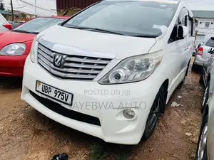 Toyota Alphard 2.4 Petrol FWD 2012