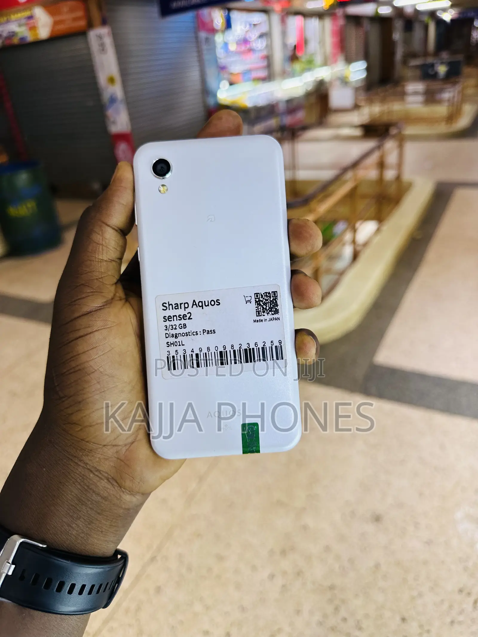 Sharp Aquos Sense 2 SHV43 32 GB White