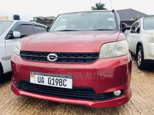 Toyota Corolla Rumion 2012