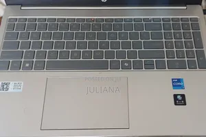 Laptop HP 15s 16GB Intel Core i7 SSD 750GB