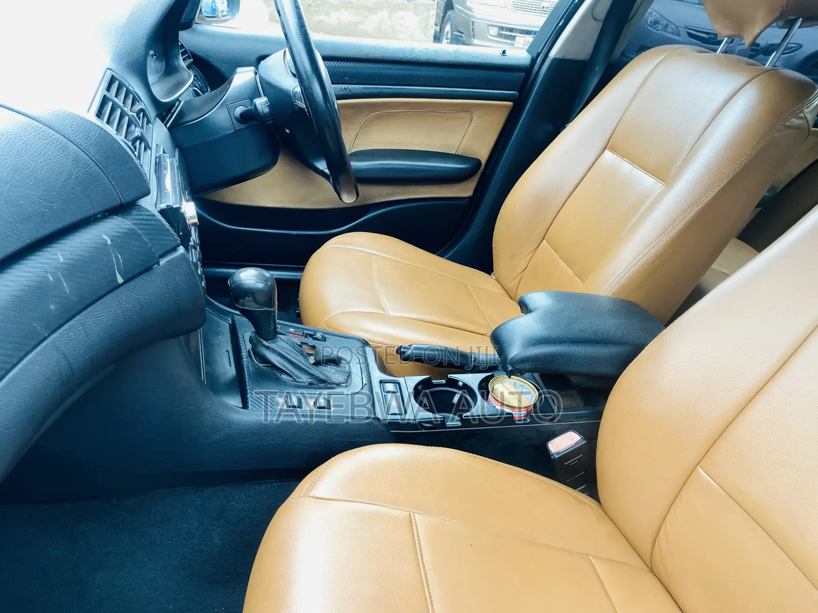 BMW 318i 2002 Gold