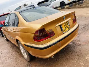 BMW 318i 2002 Gold