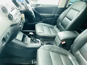 Volkswagen Tiguan 2012