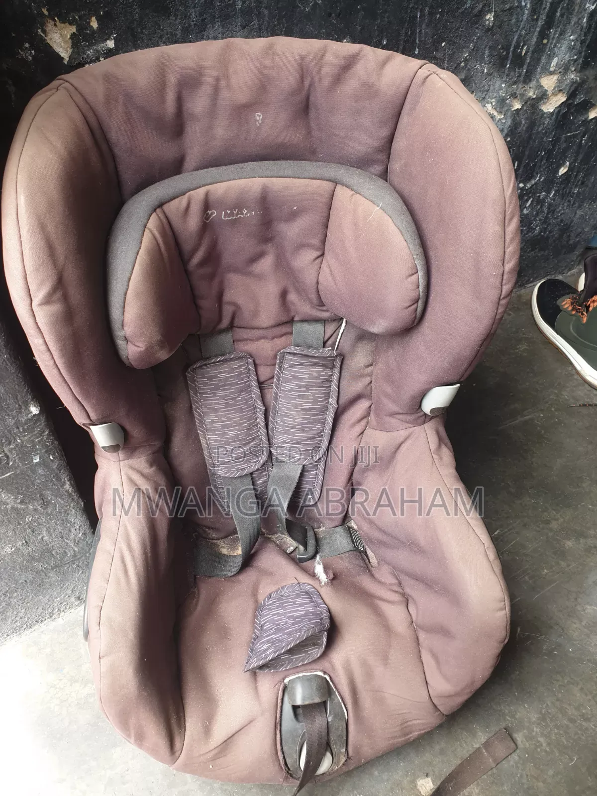 Maxi-Cosi Axiss Baby Car Seat