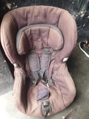 Maxi-Cosi Axiss Baby Car Seat
