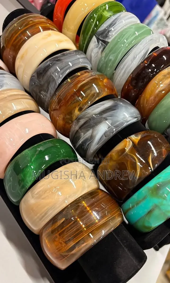 Bangles - Classy