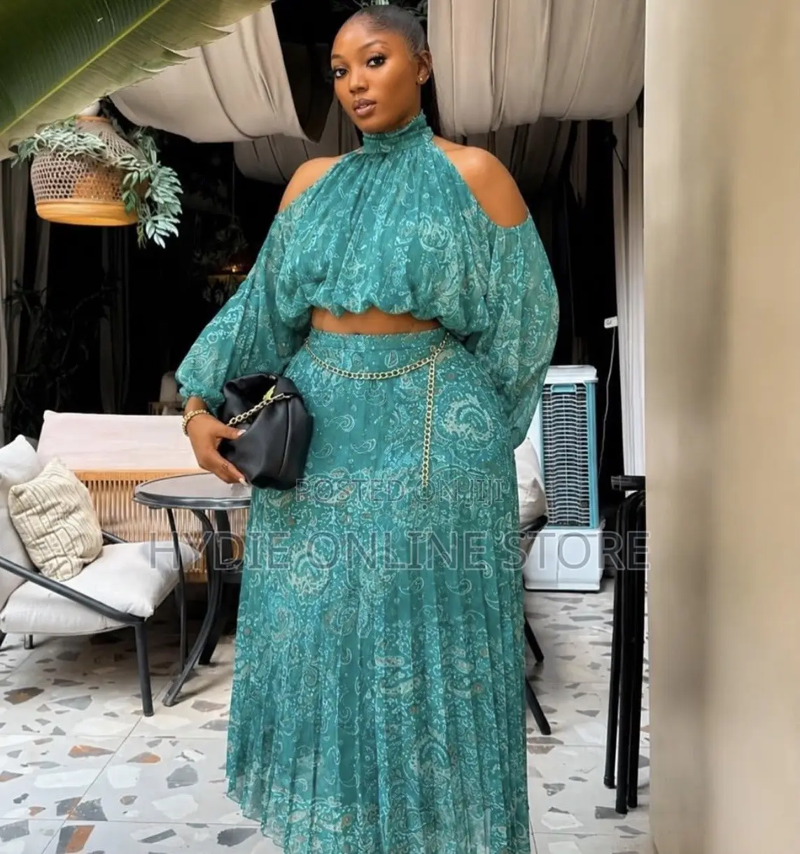 Fashion Top and Skirt (Two Piece)