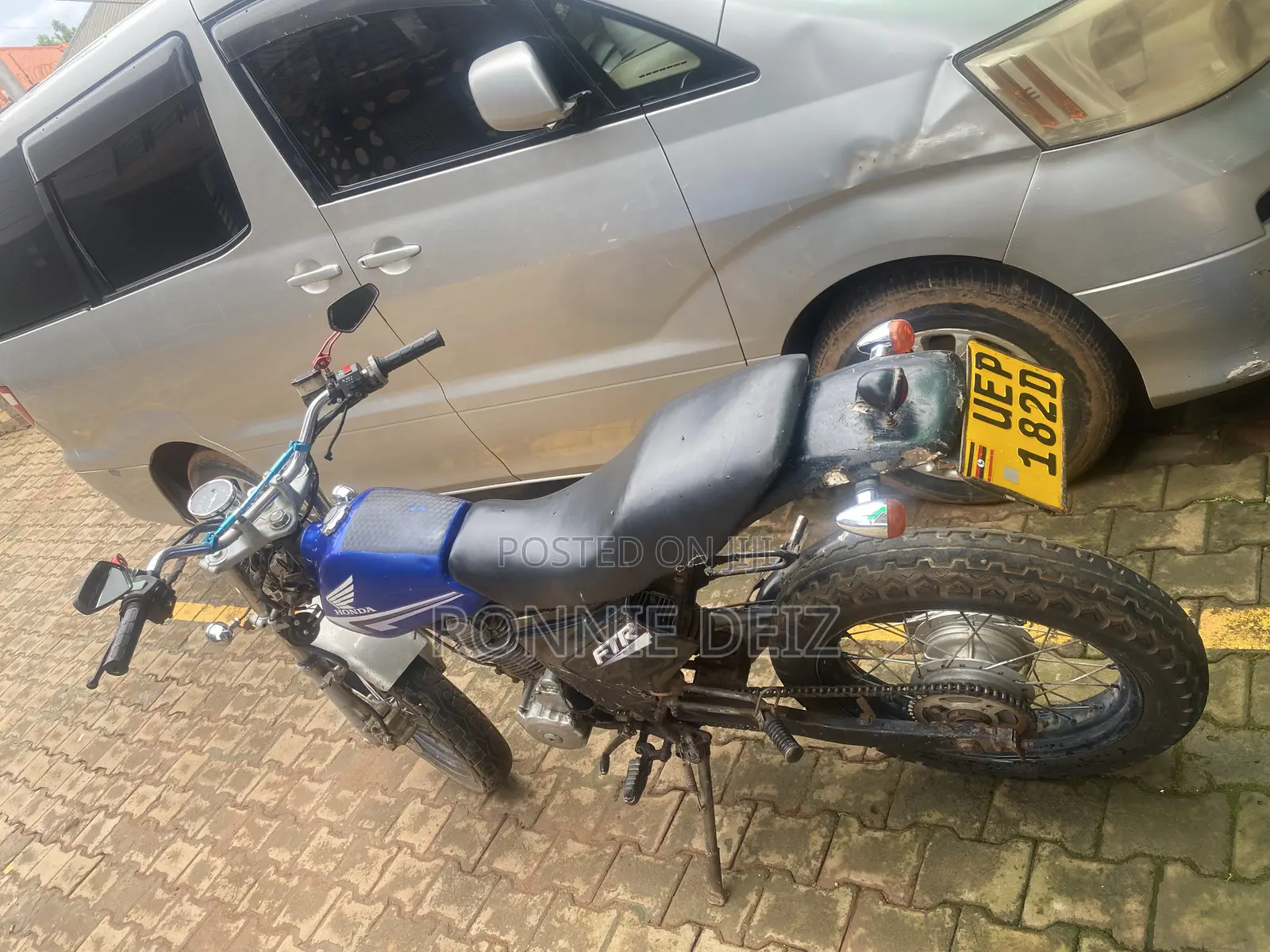 Honda 2010 Blue