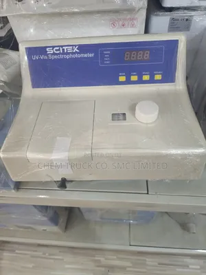 Spectrophotometer Machine