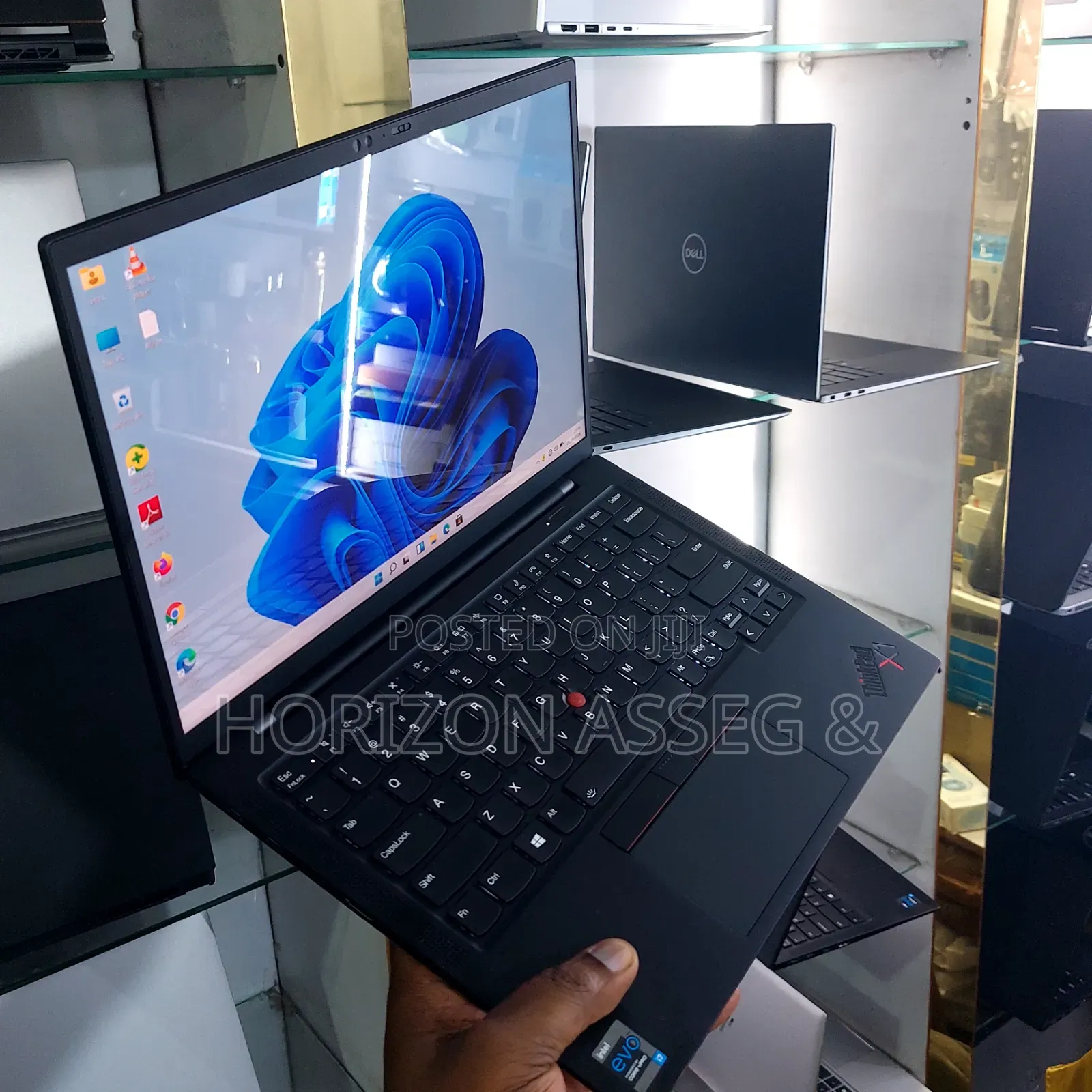 New Laptop Lenovo ThinkPad X1 Yoga 16GB Intel Core i7 SSD 500GB