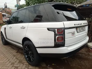 Land Rover Range Rover Vogue 2016 White