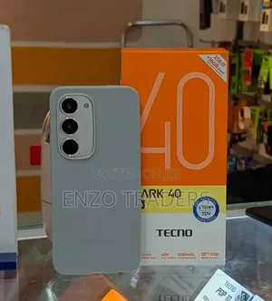 New Tecno Spark 40 Pro 256 GB Silver
