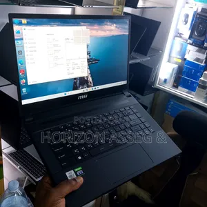 New Laptop MSI GS66 Stealth 10UH 16GB Intel Core i7 SSD 512GB