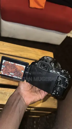 Camera Nikon D5600 With 55mm Lens