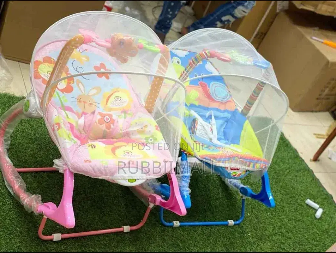 Infant to Toddler Rocker 0m+