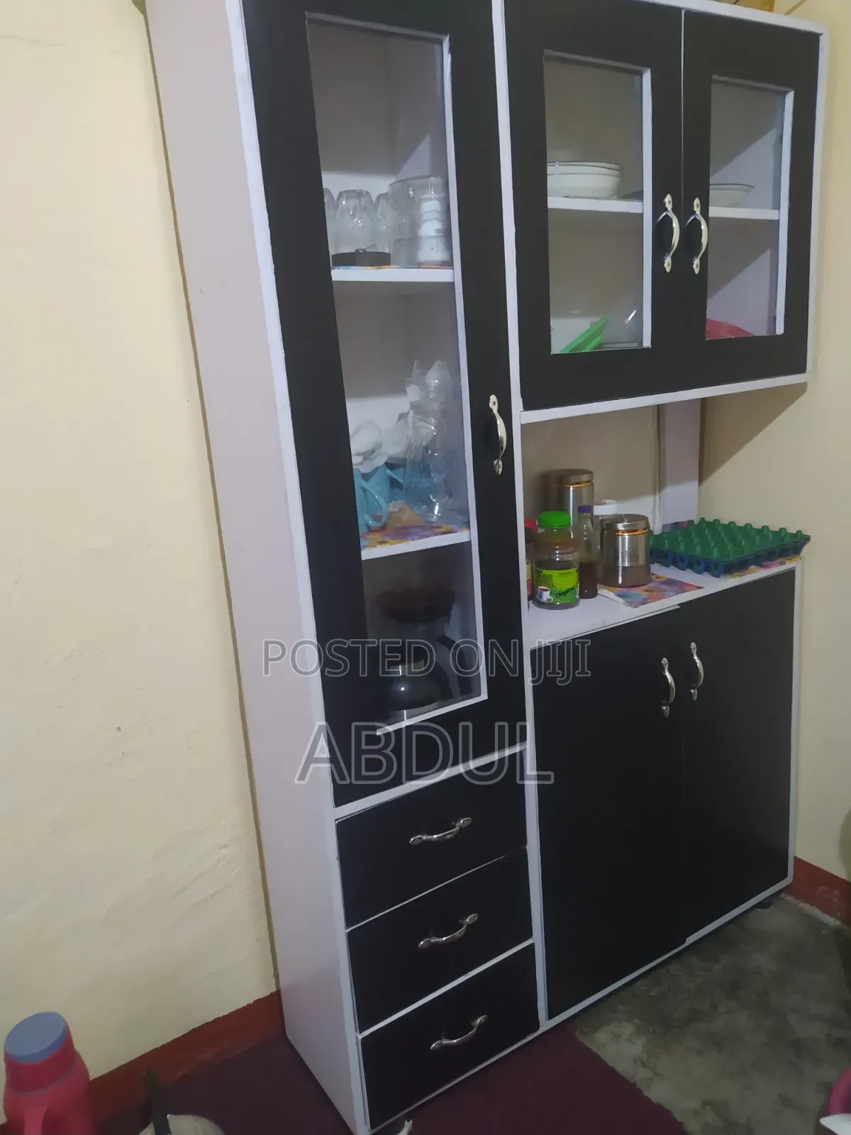Kitchen Cabinet