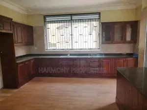 5bdrm Mansion in Buziga, Central Division for rent