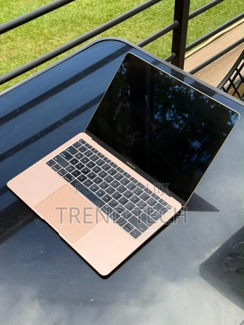 New Apple MacBook Pro 2021 M1 Max 16GB Intel Core i7 HDD+SSD 512GB