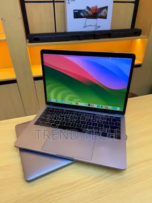New Apple MacBook Pro 2021 M1 Max 16GB Intel Core i7 HDD+SSD 512GB