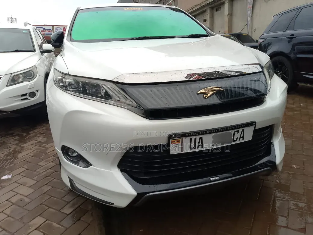 Toyota Harrier 2.0 2014 White