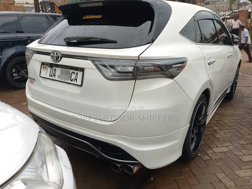 Toyota Harrier 2.0 2014 White