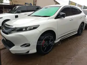 Toyota Harrier 2.0 2014 White