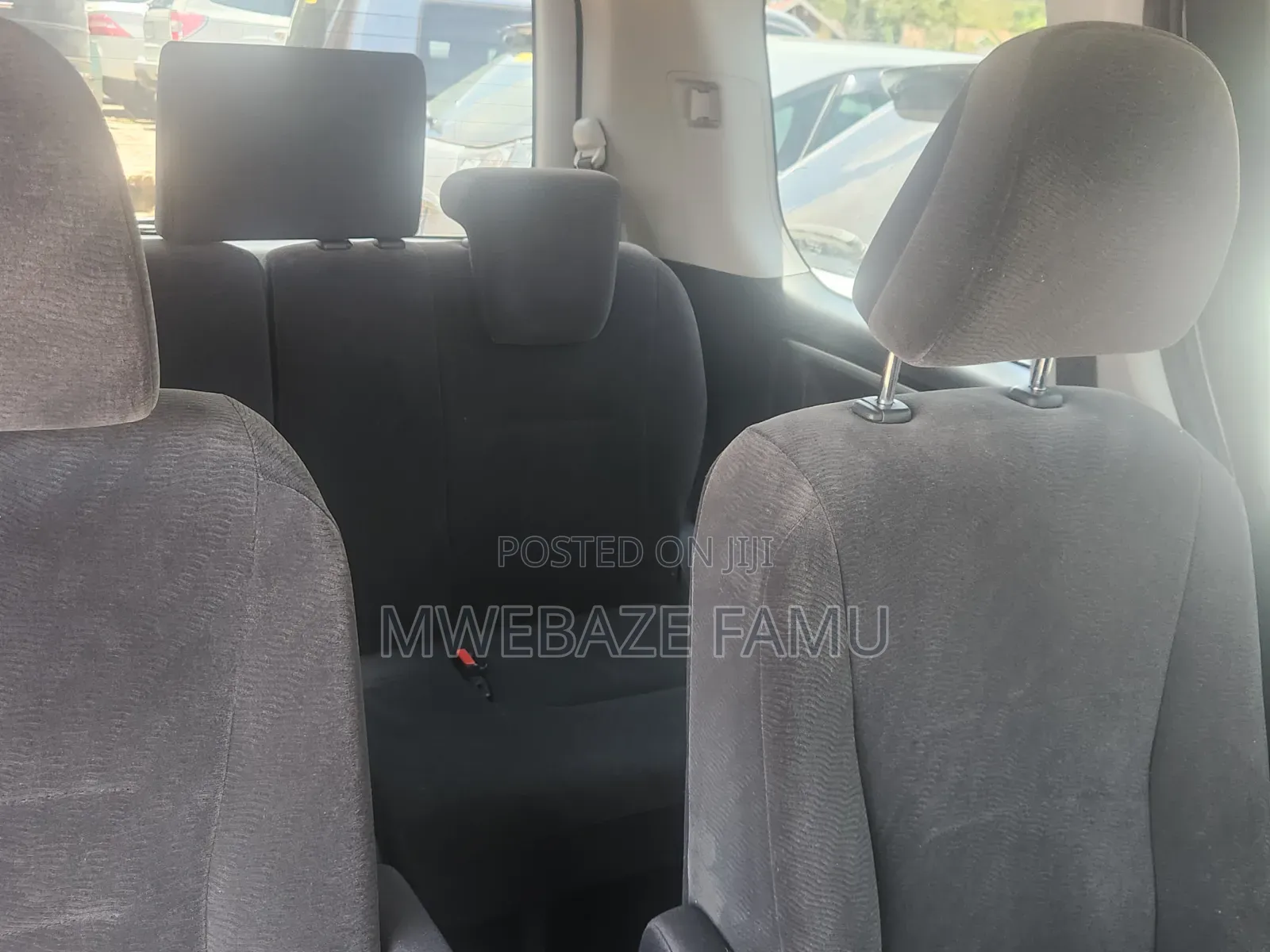 Toyota Noah 2011 Gray